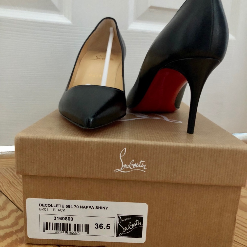 NEVER WORN Christian Louboutin Decollete 6.5